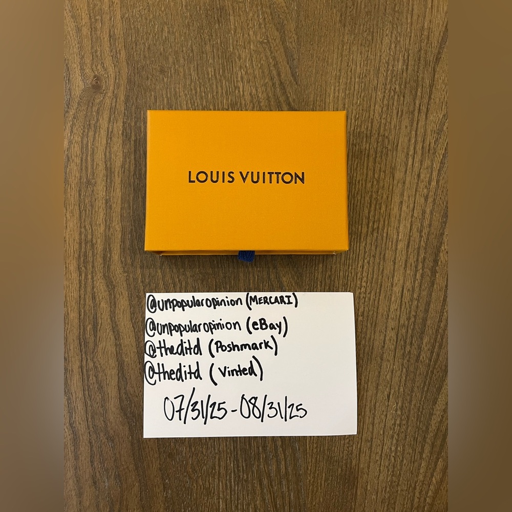 Louis Vuitton - Picture 12 of 12